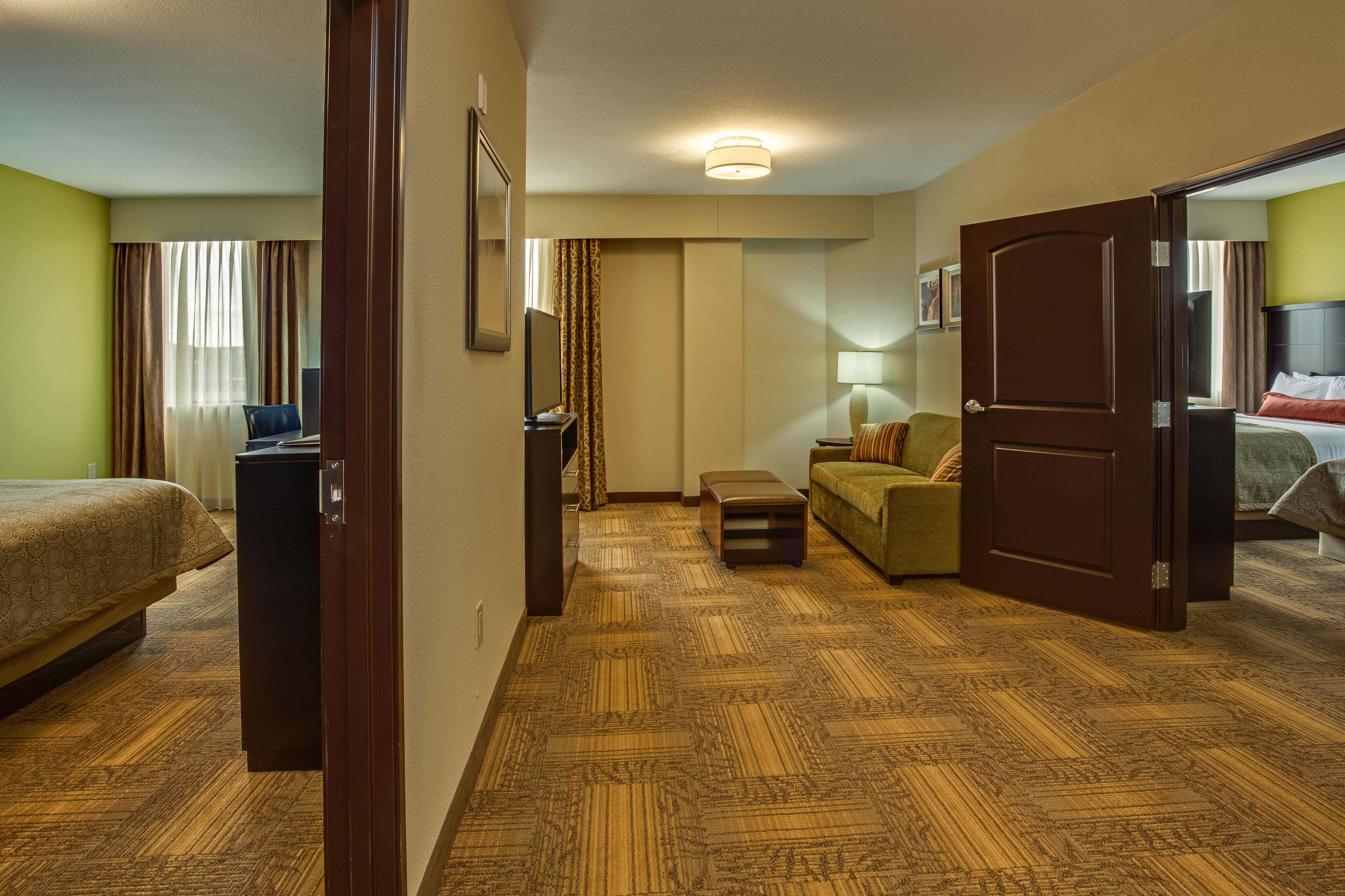 Staybridge Suites Atlanta Airport Exterior photo